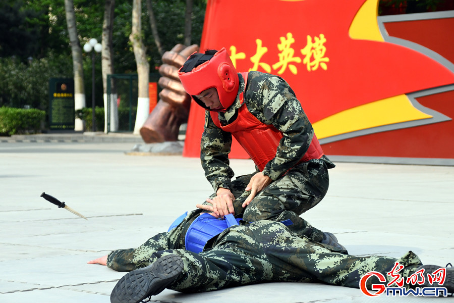  波尔多中场组织调度精妙激活全队攻势