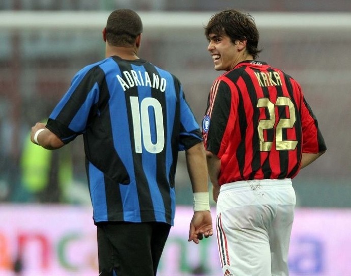  圣保利德比战激烈，同城死敌互交白卷收场  